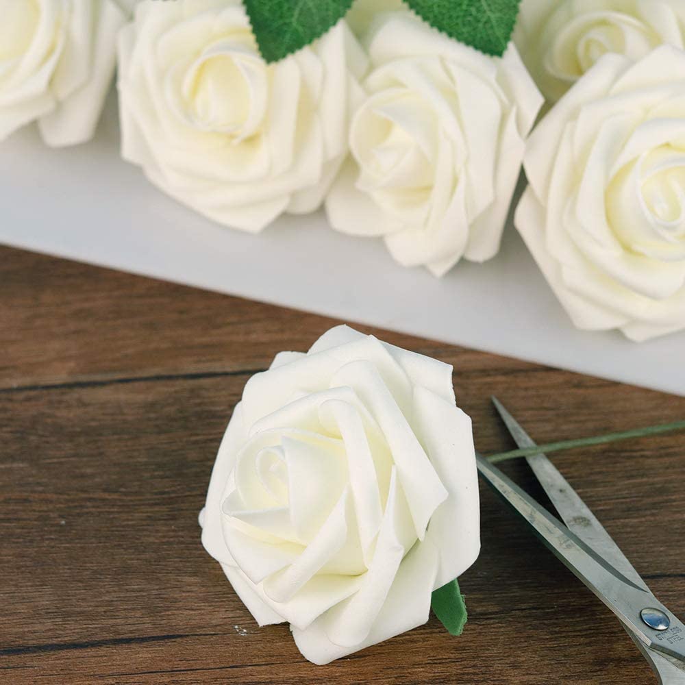 25pcs Artificial Flower Rose Decorated Rose Flower - White