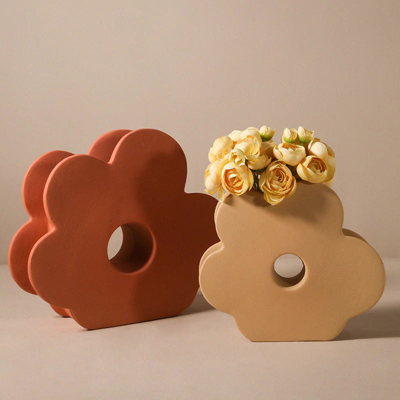 Morandi flower shape Vase Medim Yellow