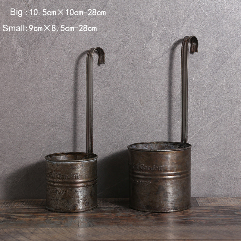 Vintage Iron Hanging Metal Flowerpot 2PCS