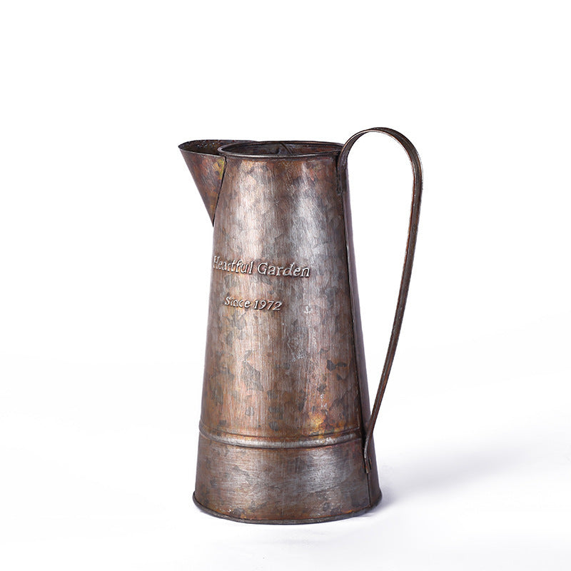 Retro Old Metal Teapot Flower Bucket