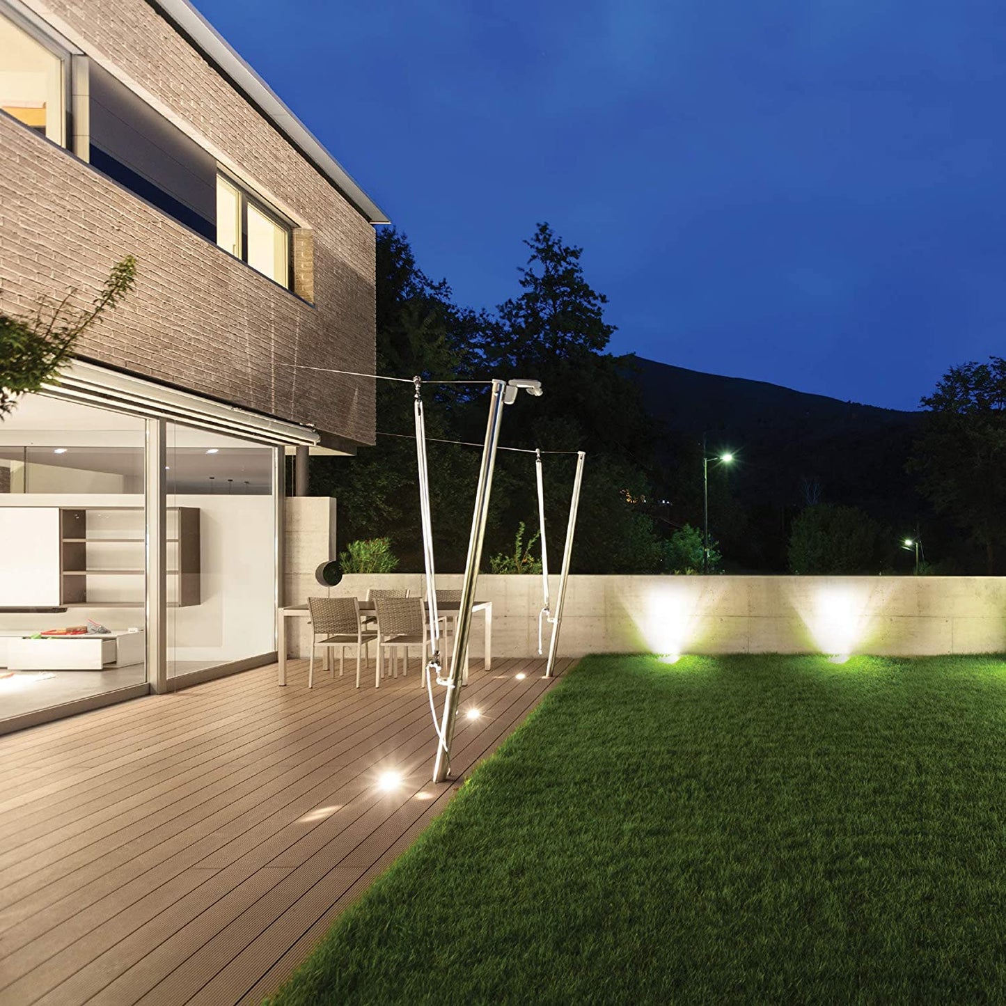 Solar Ground Lights - 8Led cool 4 Pack