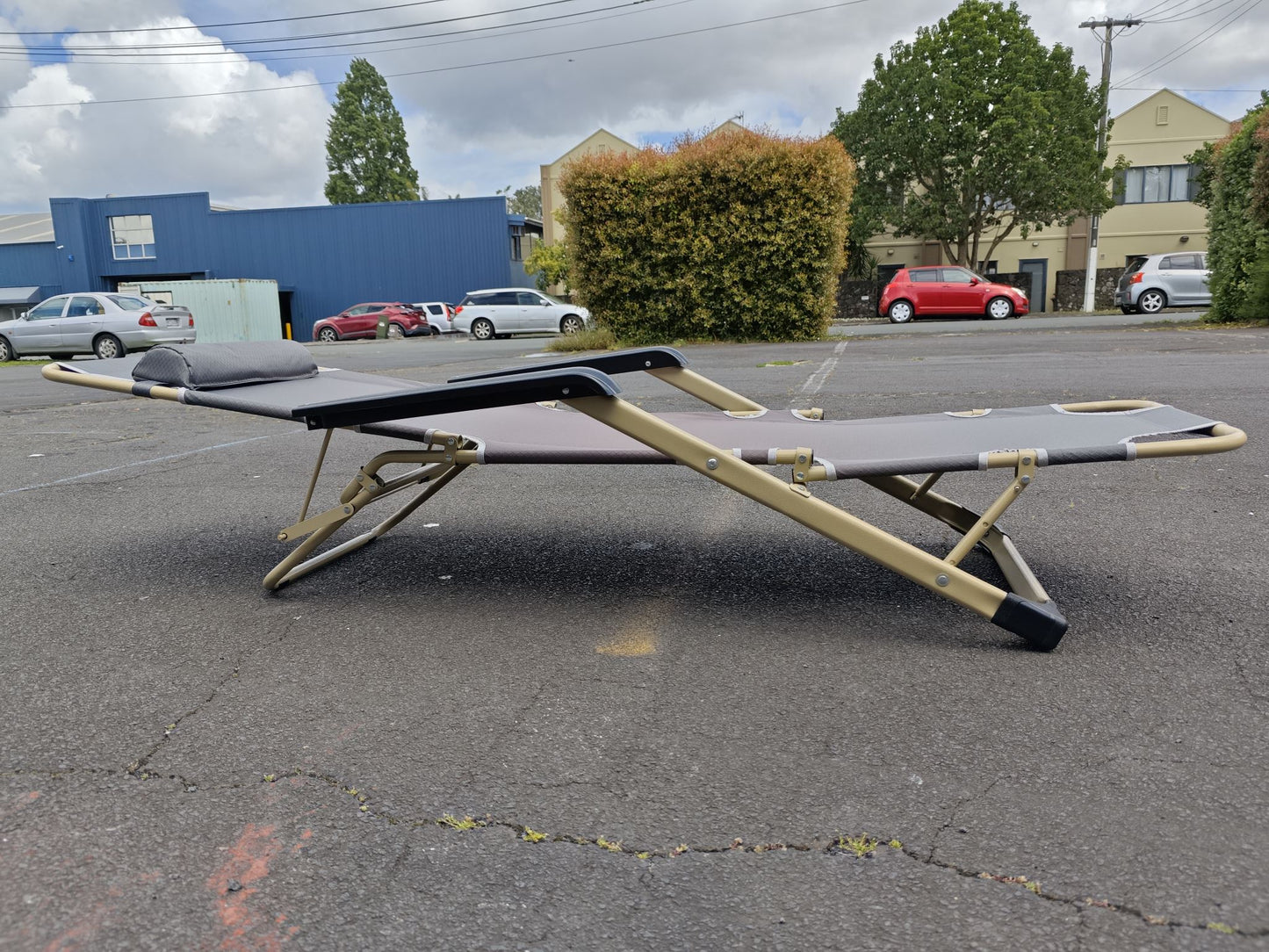 Outdoor Lounge Chairs Folding Reclining Sun Loungers