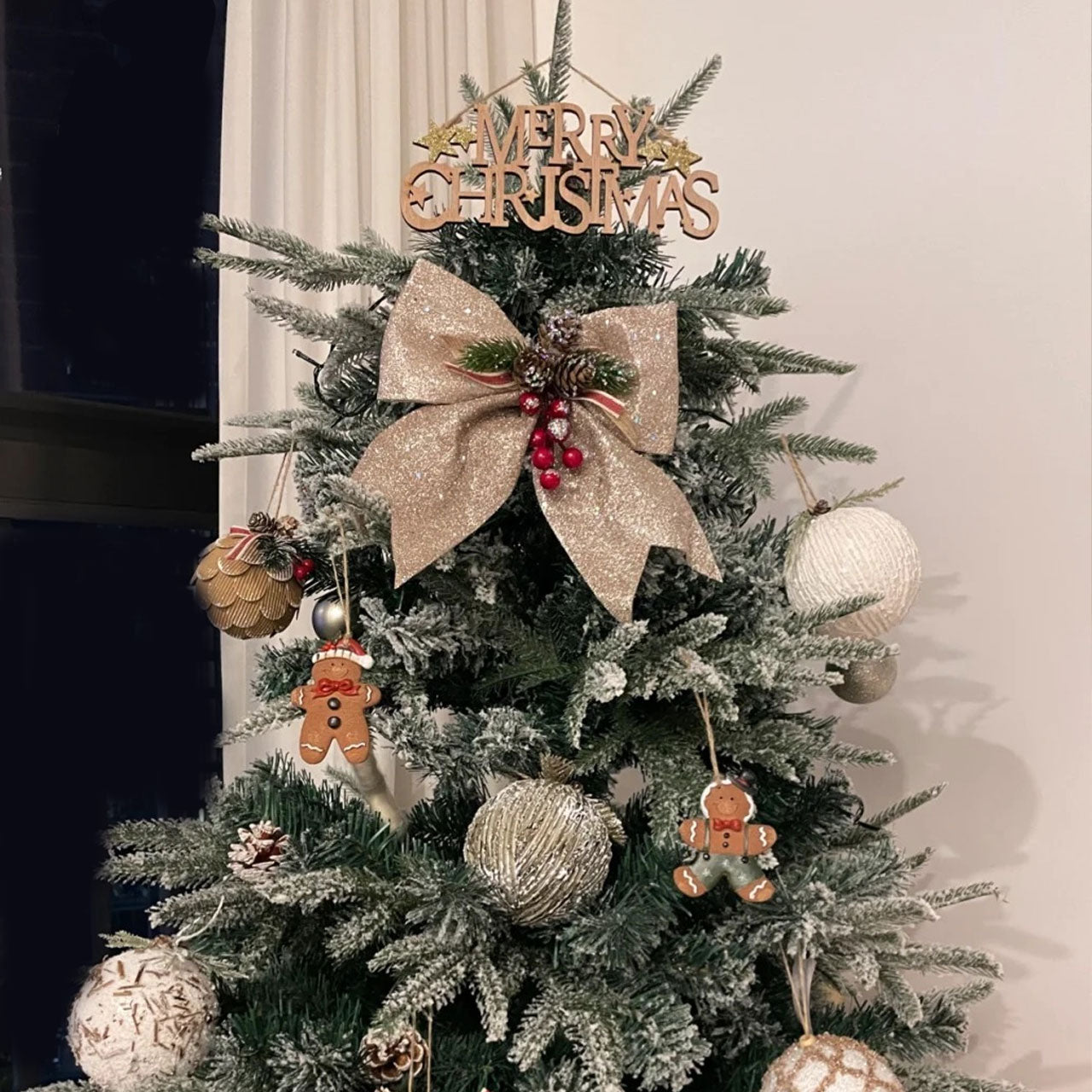 *CLEARANCE* Christmas Tree Artificial Xmas Pine Tree WITH SNOW 180cm