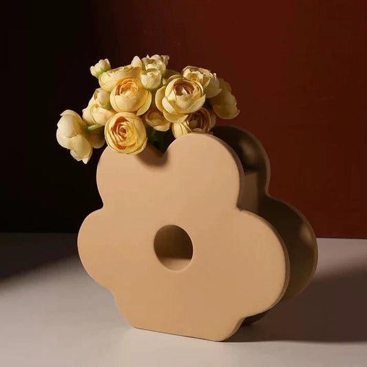 Morandi flower shape Vase Medim Yellow